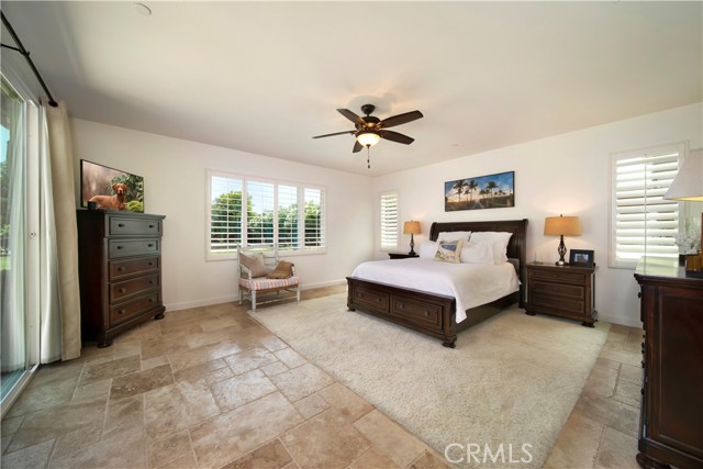 Detail Gallery Image 12 of 33 For 5572 Thoroughbred St, Oceanside,  CA 92057 - 4 Beds | 3/1 Baths