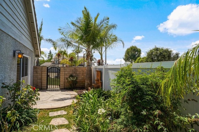972 Lodestone Court, Newbury Park CA: https://media.crmls.org/medias/631a8f55-3f00-4fca-a936-fee36c90ad42.jpg