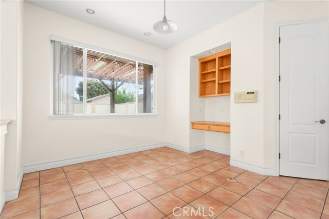 623 N Paulina Avenue, Redondo Beach CA: https://media.crmls.org/medias/631b2310-b74a-47e2-8152-8797b9e85208.jpg