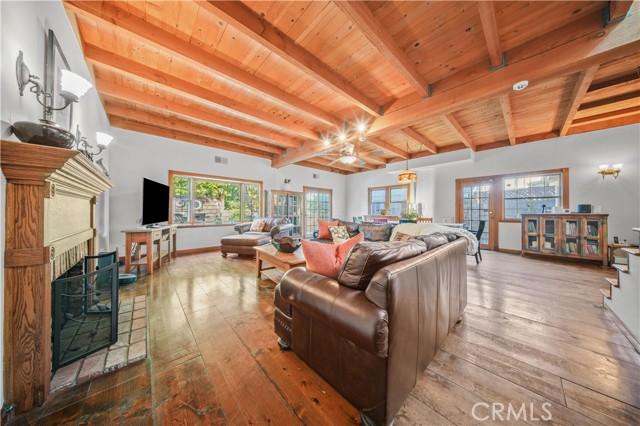 Detail Gallery Image 21 of 35 For 4049 E 15th, Long Beach,  CA 90804 - 3 Beds | 2 Baths