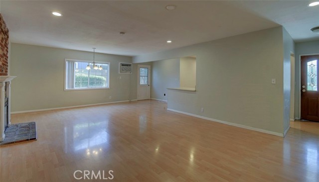 Detail Gallery Image 3 of 23 For 12911 Browning Ave, North Tustin,  CA 92705 - 5 Beds | 4 Baths
