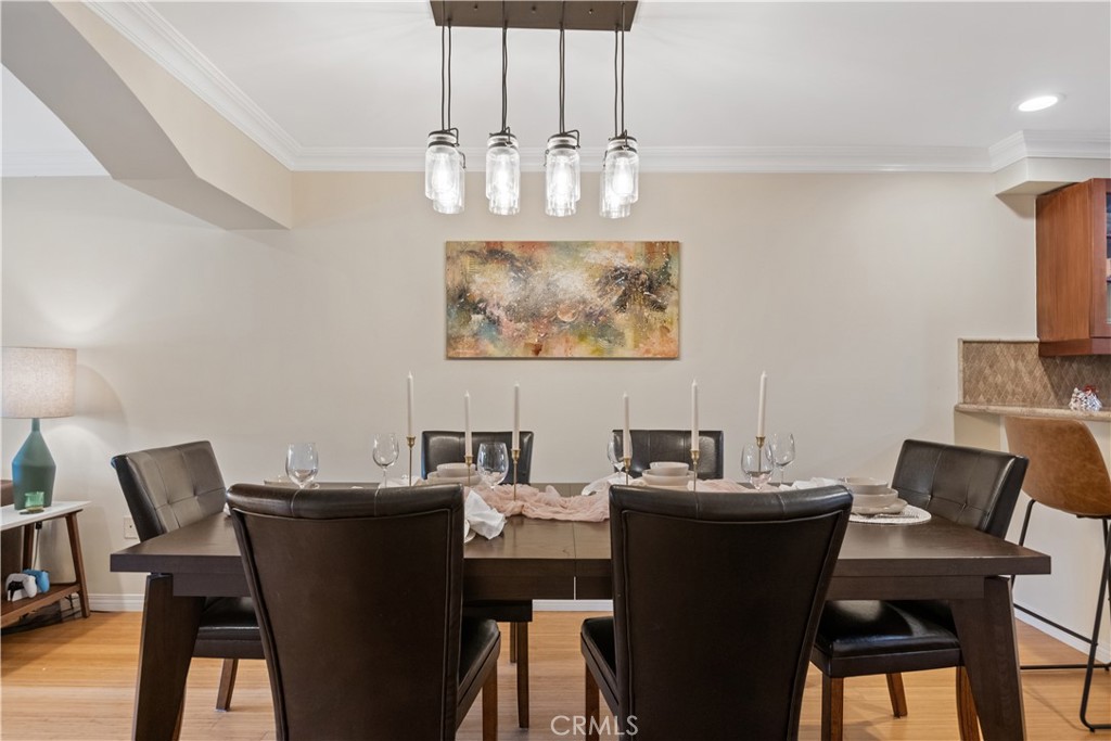 MLS #SR25246946 image #10