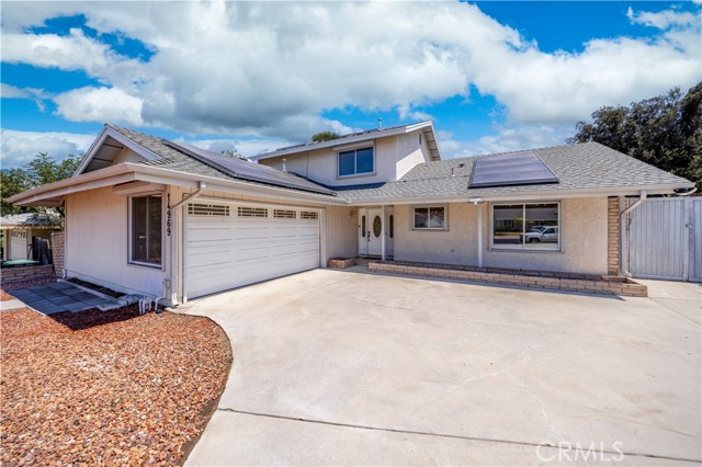 14969 Redwood Lane, Chino Hills CA: https://media.crmls.org/medias/631d44c5-1de0-46de-977d-95122fd6b9b4.jpg