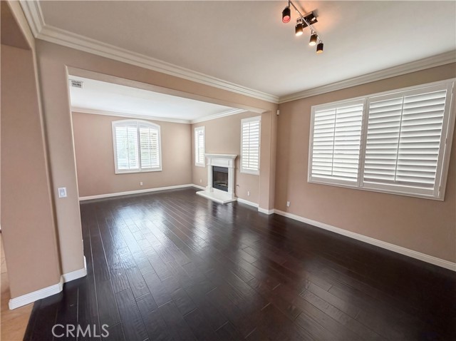 Detail Gallery Image 36 of 58 For 23 Plaza Modena, Lake Elsinore,  CA 92532 - 4 Beds | 3/1 Baths