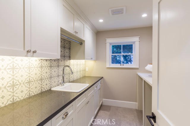 1st Floor laundry room