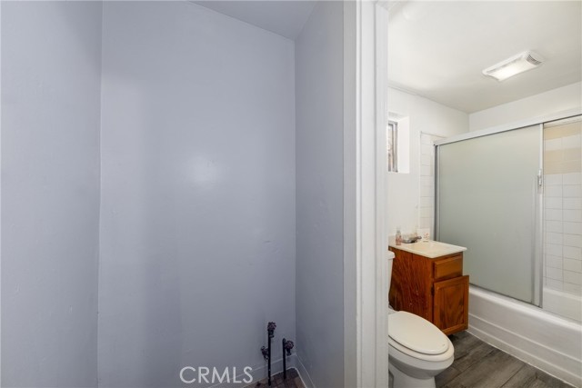Detail Gallery Image 10 of 25 For 1684 E Martin Luther King Jr Bld, Los Angeles,  CA 90011 - 5 Beds | 2 Baths