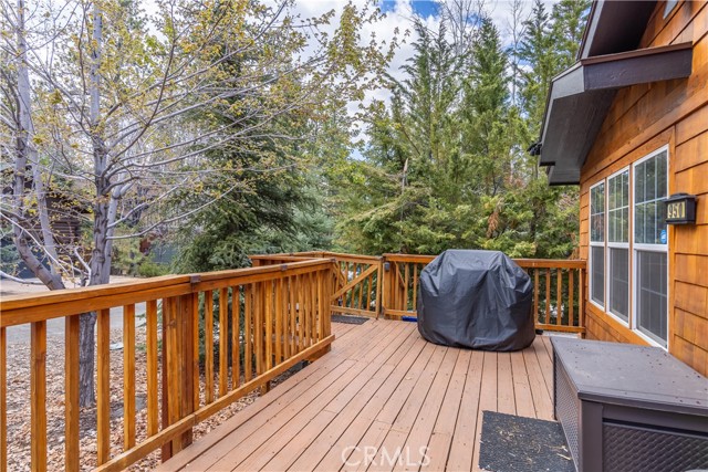 Detail Gallery Image 34 of 40 For 950 Alpenweg Dr, Big Bear City,  CA 92314 - 4 Beds | 2 Baths