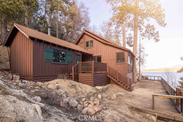 Detail Gallery Image 3 of 55 For 103 Big Bear Tract, Fawnskin,  CA 92333 - 4 Beds | 1/2 Baths