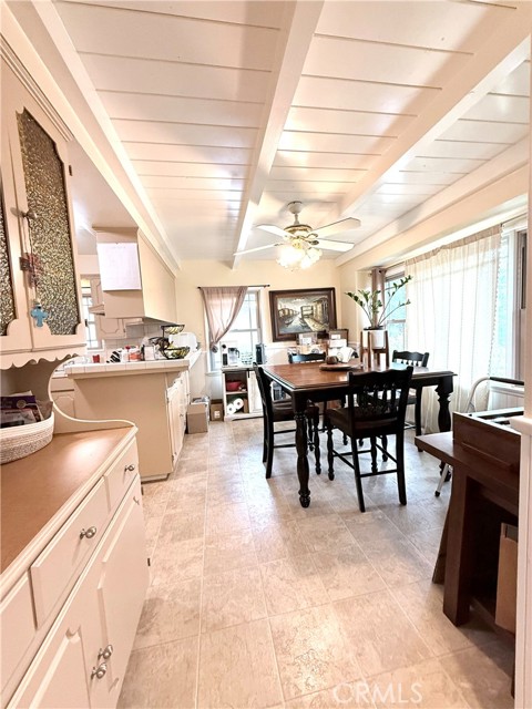 Detail Gallery Image 13 of 22 For 970 W 8th, San Pedro,  CA 90731 - 3 Beds | 2 Baths