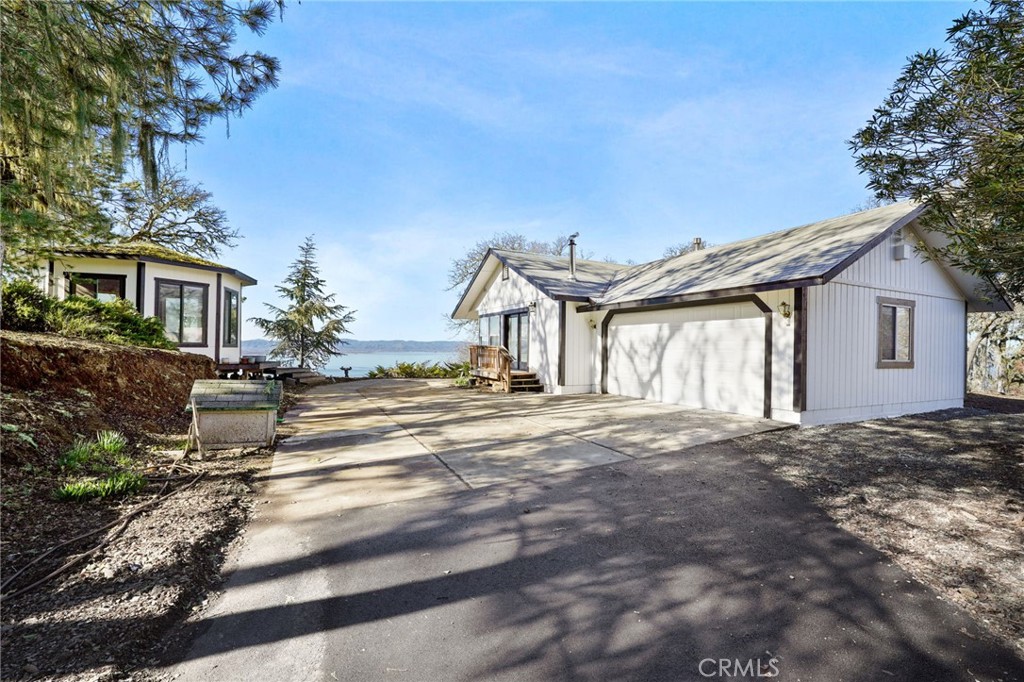 6953 Panoramic Drive, Lucerne, CA 95458