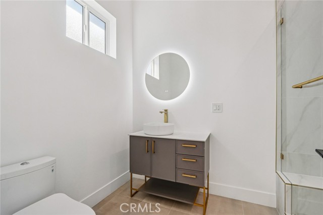 Detail Gallery Image 28 of 75 For 10511 Mary Bell Ave, Shadow Hills,  CA 91040 - 5 Beds | 5/1 Baths