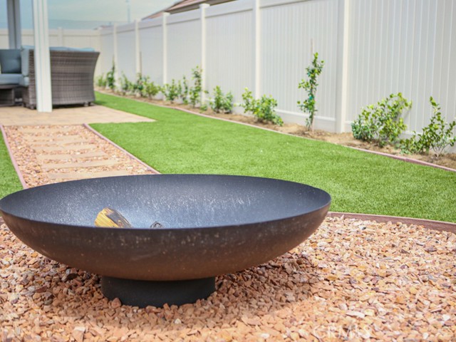 Detail Gallery Image 47 of 52 For 2159 E Newgrove St, Lancaster,  CA 93535 - 4 Beds | 2 Baths