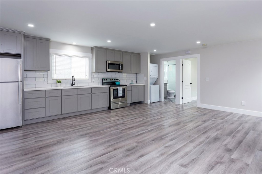 MLS #OC25147950 img 10