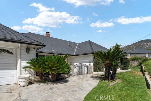 Detail Gallery Image 4 of 33 For 5064 Mariposa Dr, San Bernardino,  CA 92404 - 4 Beds | 2 Baths