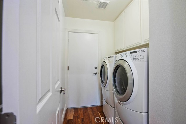 2275 Shadow Spring Place, Westlake Village CA: https://media.crmls.org/medias/6323d8a3-3251-48a2-b8bf-f0cd43d46016.jpg
