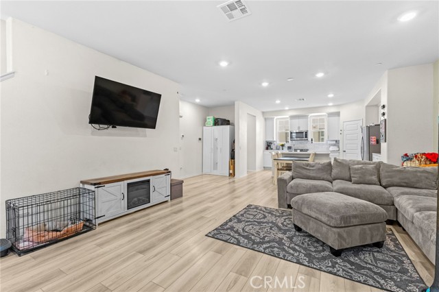 Detail Gallery Image 19 of 31 For 40739 Melrose Dr #248,  Temecula,  CA 92591 - 3 Beds | 3 Baths
