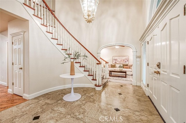 Detail Gallery Image 13 of 50 For 529 E Chesapeake Cir, Fresno,  CA 93730 - 4 Beds | 3/1 Baths