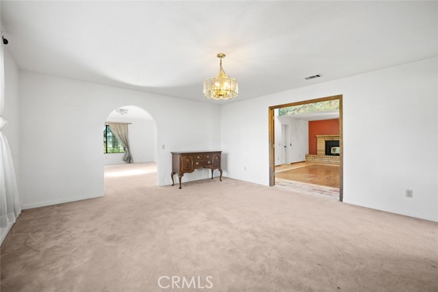 Detail Gallery Image 4 of 25 For 940 Calle Fresa, Nipomo,  CA 93444 - 3 Beds | 3/1 Baths