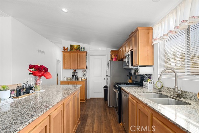 1863 Norwood Drive, Paradise CA: https://media.crmls.org/medias/6325fdcb-6bc1-4779-92af-2e7d2d9e8b90.jpg