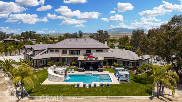 Detail Gallery Image 49 of 66 For 39625 Calle Cabernet, Temecula,  CA 92591 - 8 Beds | 6/3 Baths