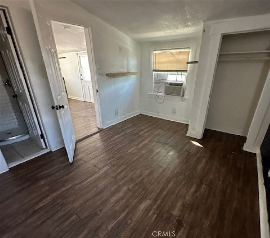 https://media.crmls.org/medias/63269170-2147-428d-9918-64786ebe972f.jpg?preset=X-Large