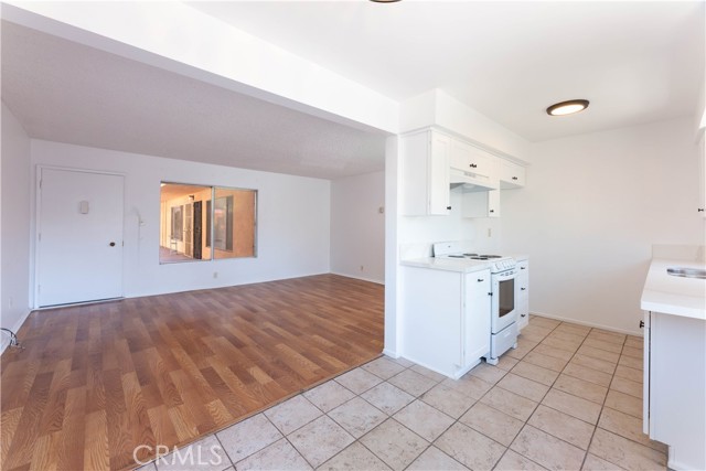 Detail Gallery Image 8 of 14 For 335 Cedar Ave #108,  Long Beach,  CA 90802 - 2 Beds | 2 Baths