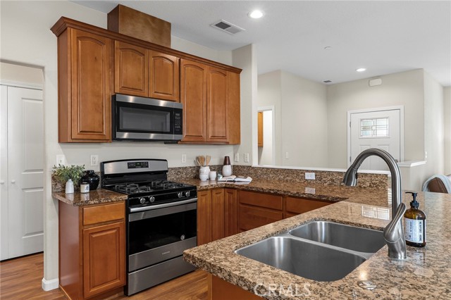 Detail Gallery Image 20 of 47 For 215 Danielson Ln, Chico,  CA 95973 - 3 Beds | 2 Baths