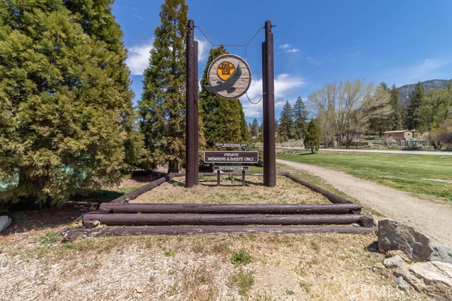 2240 Cypress Way, Pine Mountain Club CA: https://media.crmls.org/medias/63280acc-e6dc-4bf9-8973-ac7b8456d519.jpg