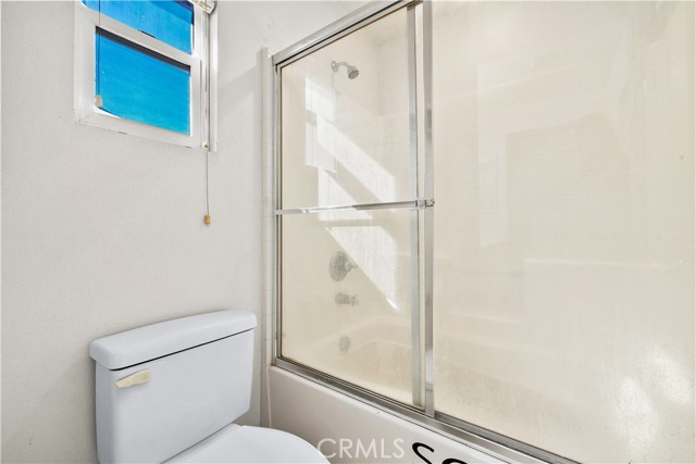 Detail Gallery Image 19 of 25 For 9796 Foxglove, Riverside,  CA 92503 - 3 Beds | 2/1 Baths