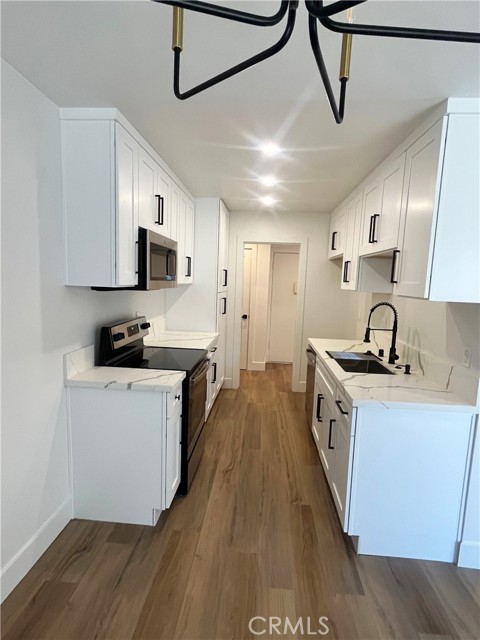 4160 W 182nd Street, Torrance CA: https://media.crmls.org/medias/632891fb-e468-48e7-9273-f592613dc34f.jpg