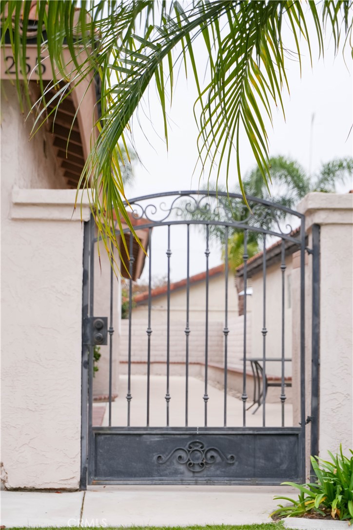 MLS #PW25250006 image #1