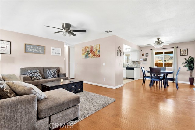 Detail Gallery Image 7 of 40 For 13493 Mesquite Rd, Apple Valley,  CA 92308 - 3 Beds | 2 Baths