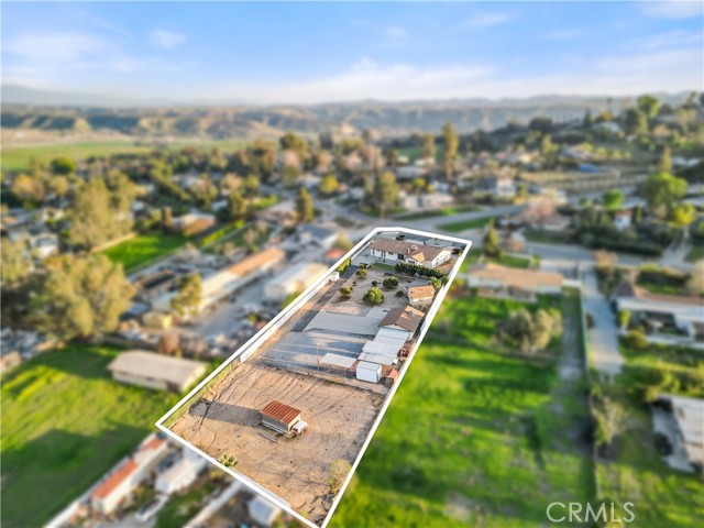 31840 Florida Street, Redlands CA: https://media.crmls.org/medias/632b9bda-7fcc-424c-9a42-78b0043cc409.jpg
