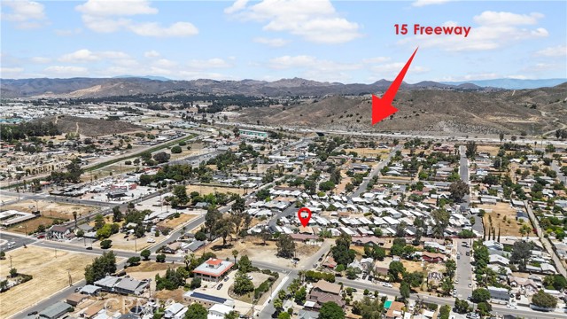 300 Ellis Street, Lake Elsinore CA: https://media.crmls.org/medias/632be8a4-8a3e-416d-be4d-e1ed5a50b9a6.jpg