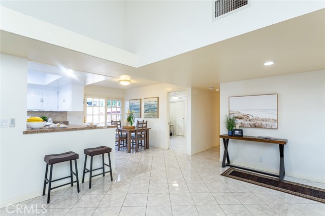 Detail Gallery Image 7 of 32 For 3101 Ruth Elaine Dr, Los Alamitos,  CA 90720 - 4 Beds | 2 Baths