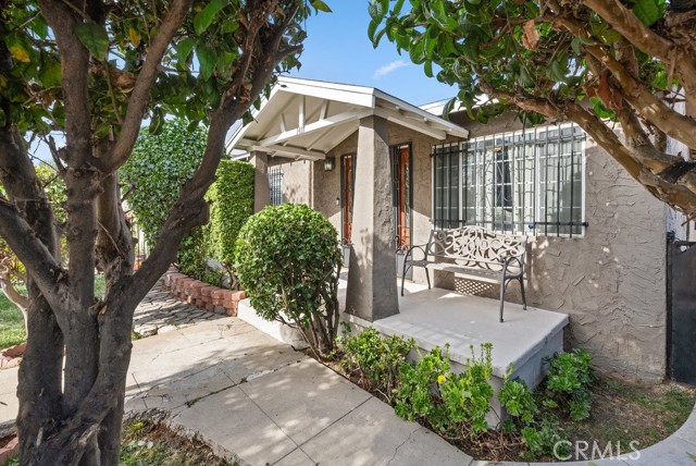 1417 W Gage Avenue, Los Angeles CA: https://media.crmls.org/medias/632cd432-f4c7-4136-b866-f5974c0565a2.jpg