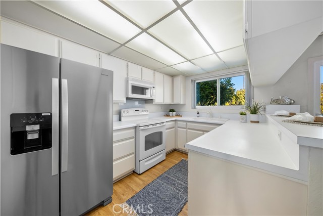 1200 Opal Street, Redondo Beach, California 90277, 2 Bedrooms Bedrooms, ,2 BathroomsBathrooms,Residential,Sold,Opal,SB21231367