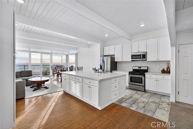 Detail Gallery Image 10 of 71 For 35577 Beach Rd, Dana Point,  CA 92624 - 2 Beds | 1/1 Baths