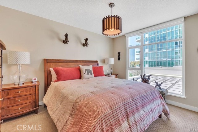 3141 Michelson, Irvine CA: https://media.crmls.org/medias/632e5415-373d-499b-8bb9-bde67d71e79b.jpg
