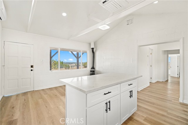 Detail Gallery Image 8 of 30 For 7950 Di Francesco St, Apple Valley,  CA 92308 - 3 Beds | 2 Baths