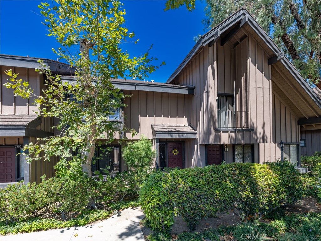 9757 Reseda Boulevard #71