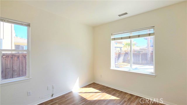 Detail Gallery Image 23 of 31 For 6536 Laurel St, Corona,  CA 92880 - 5 Beds | 3 Baths