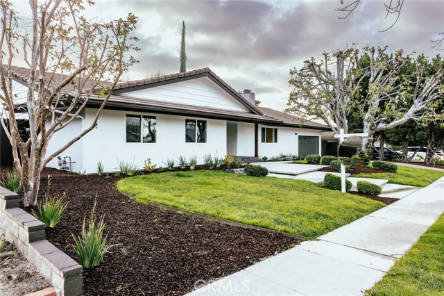 10122 Wystone Avenue photo 3