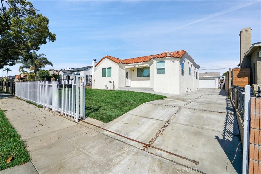 2117 W 78th Place, Los Angeles, CA 90047
