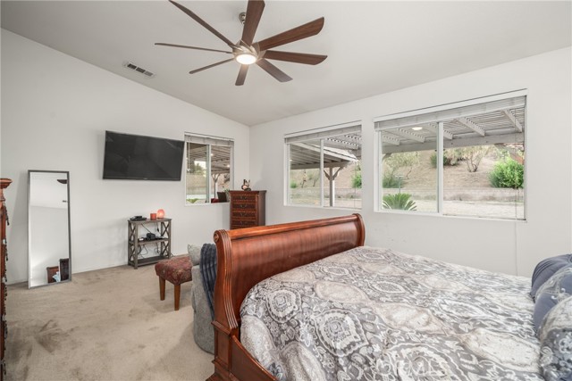 Detail Gallery Image 20 of 59 For 40651 Whitecliff Way, Palmdale,  CA 93551 - 5 Beds | 2/1 Baths