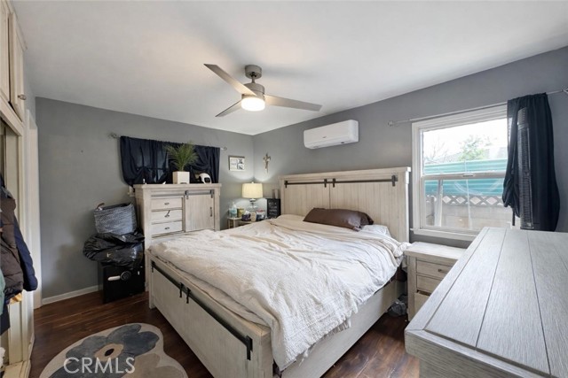 Detail Gallery Image 8 of 26 For 161 W Harcourt St, Long Beach,  CA 90805 - 3 Beds | 2 Baths