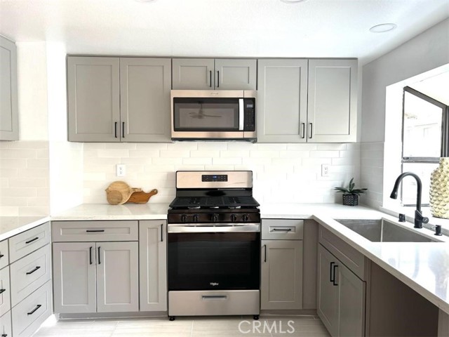 26341 Plata Lane, Calabasas CA: https://media.crmls.org/medias/6330bad2-2831-4c8d-85bb-f86349d526c8.jpg