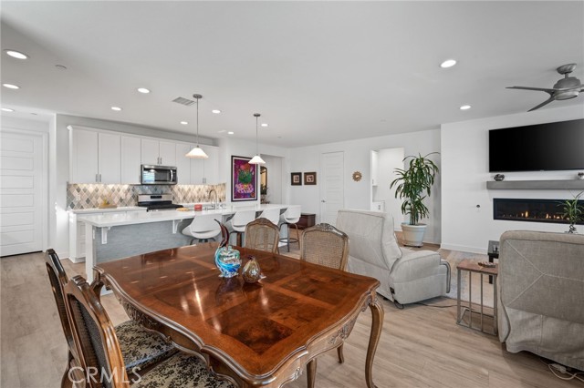 Detail Gallery Image 8 of 31 For 35654 Perugino Ter, Palm Desert,  CA 92211 - 2 Beds | 2/1 Baths