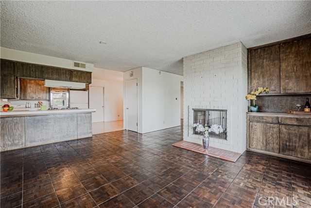 Kitchen / Family Room