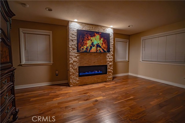 Detail Gallery Image 38 of 65 For 22422 Los Rogues Dr, Saugus,  CA 91350 - 4 Beds | 3/1 Baths